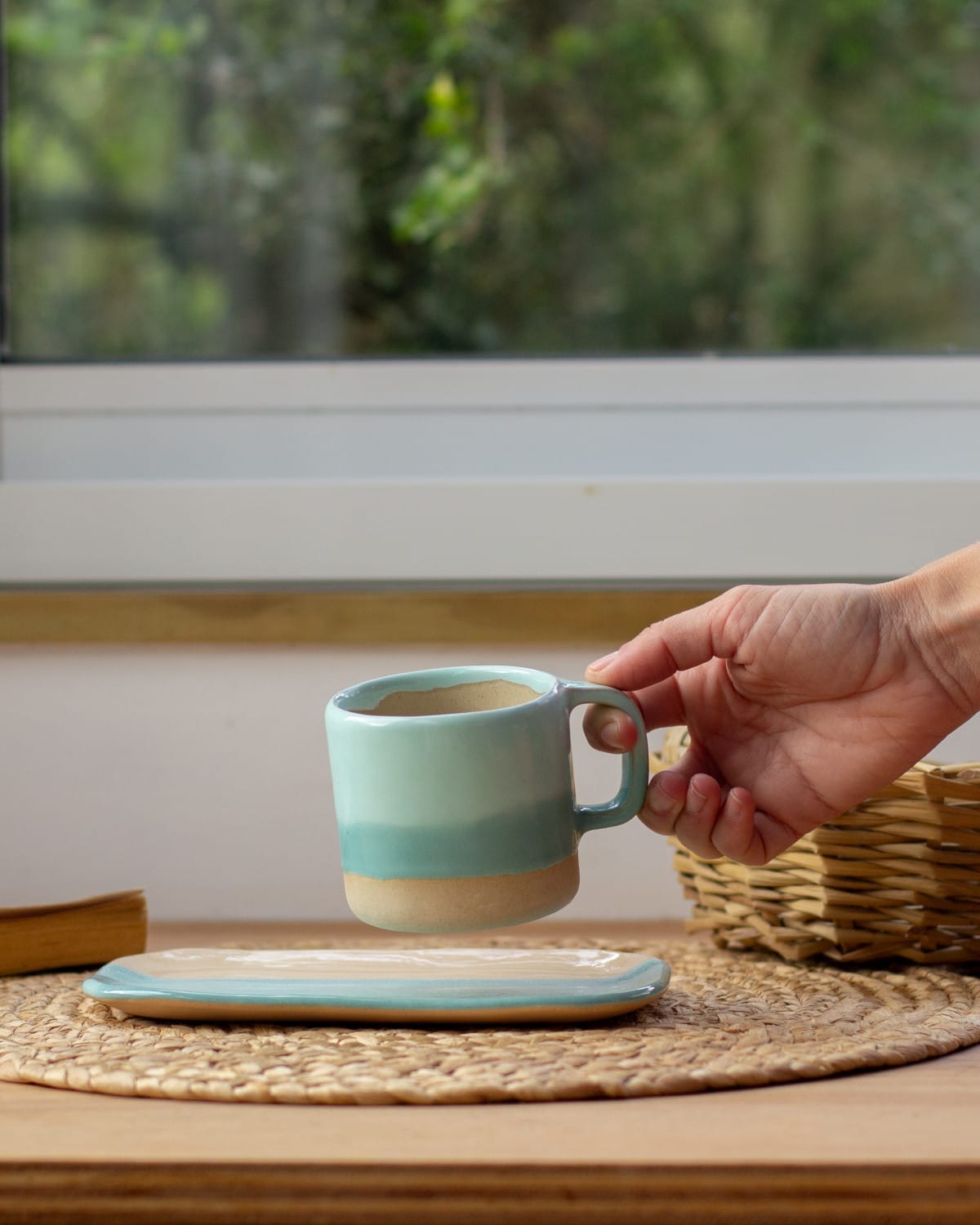 Taza y plato rectangular UMi